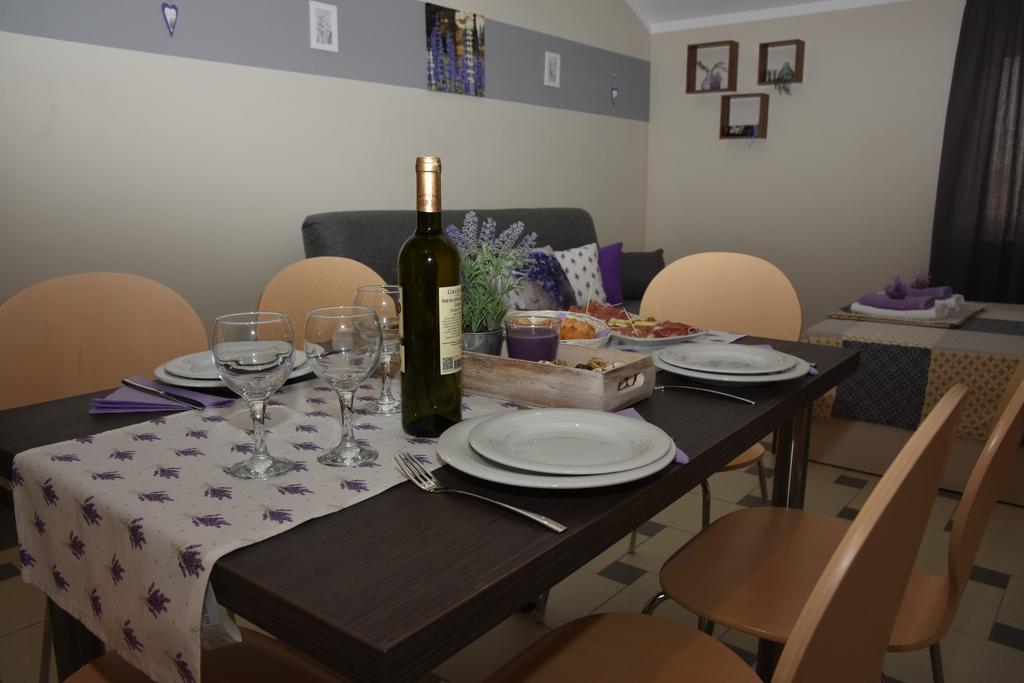 Apartments Lavendula Vodice Eksteriør billede
