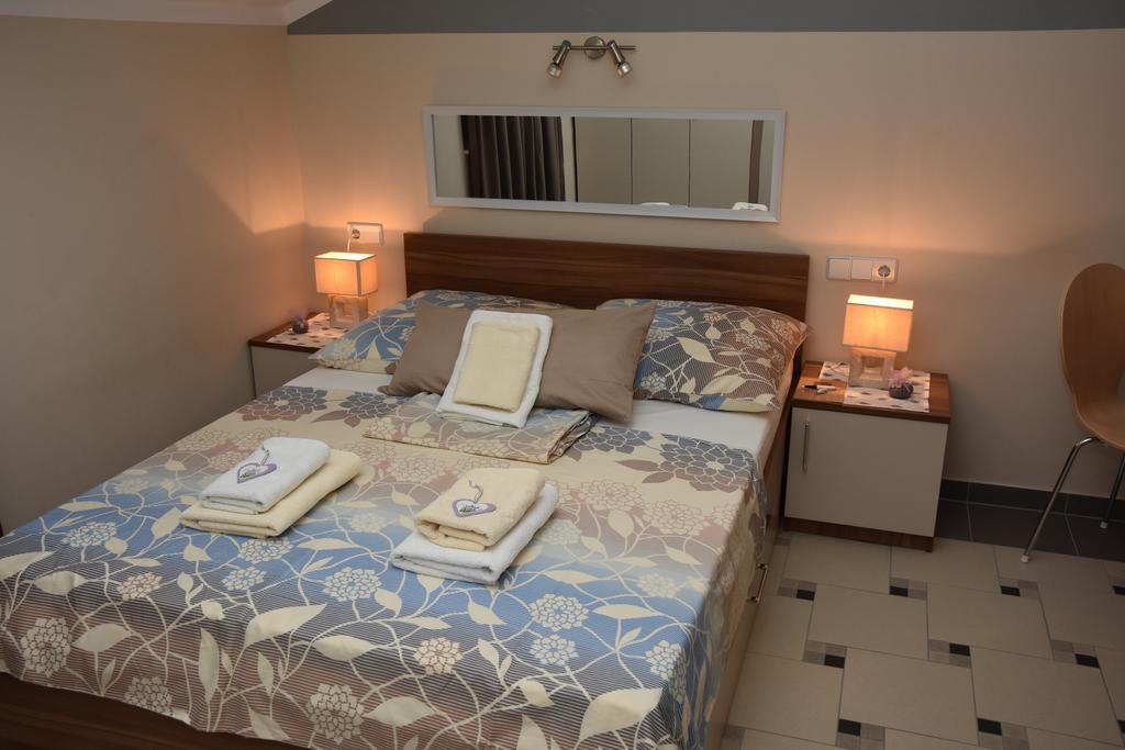 Apartments Lavendula Vodice Eksteriør billede